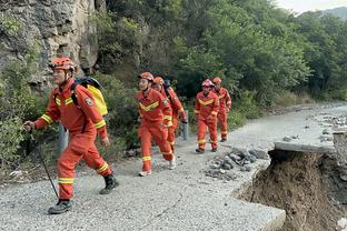 季孟年：比赛输得非常凯尔特人 手握大好局势最终放虎归山